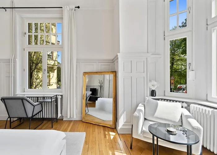 公寓 Sleek And Sophisticated In Prime Location *