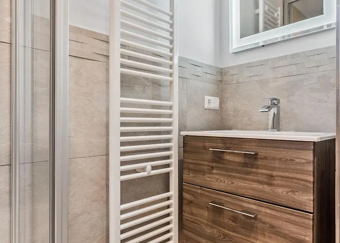 Sleek And Sophisticated In Prime Location 卢森堡